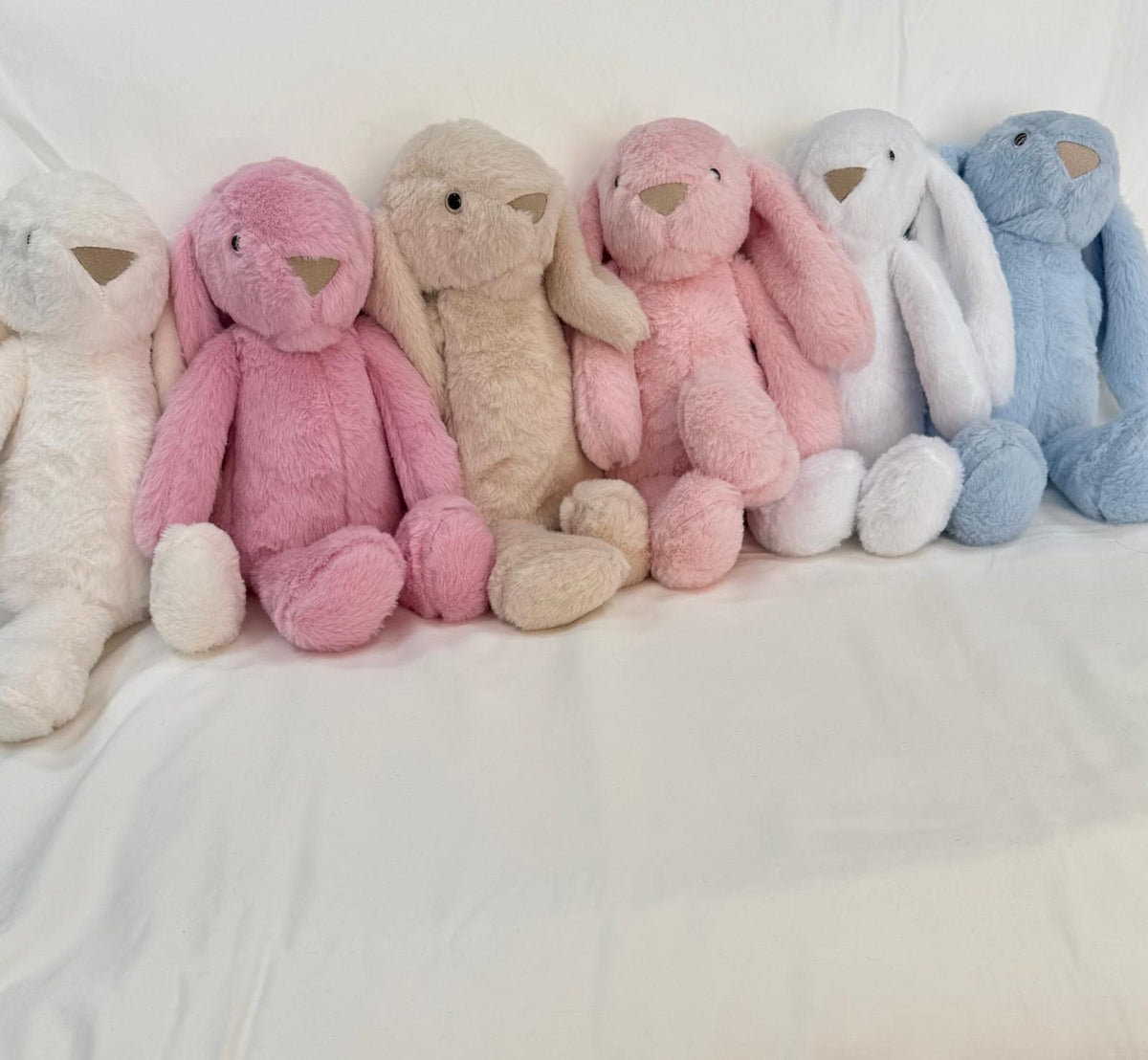 TMoodsDesign bunny colors and personalization examples